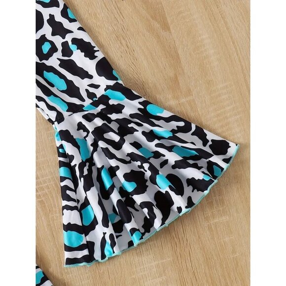 Children's Fashion Love Print Trumpet Long Sleeve T-shirt + Cow Print Trumpet Lo - Picture 4 of 5